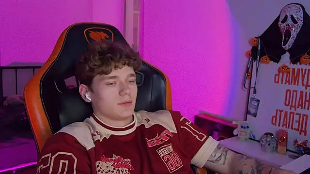 DanyDavis online show from 11/04/25, 10:13