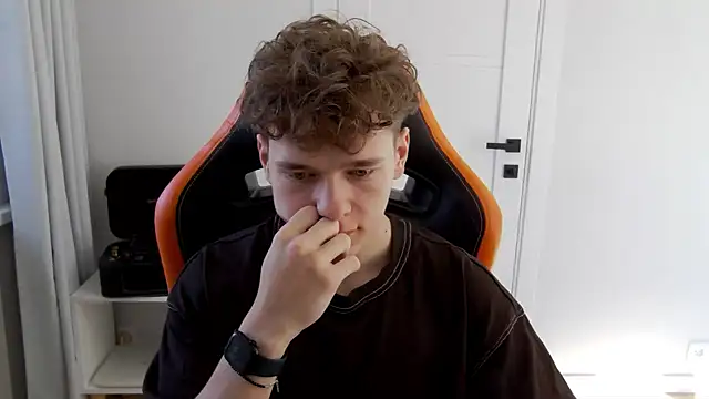 DanyDavis online show from 03/24/26, 08:14