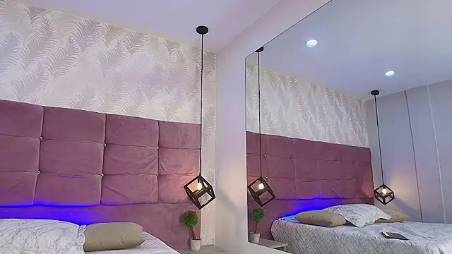 Jenna-Mitchell online show from 09/22/25, 03:45