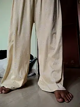 Desi Bhabi 01 online show from 11/04/25, 06:28