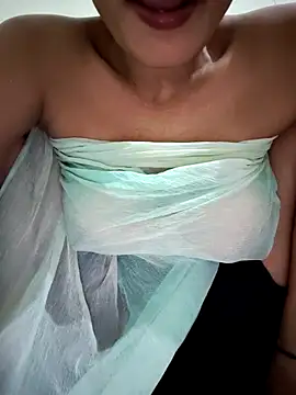 Desi Bhabi 01 online show from 05/13/26, 05:42
