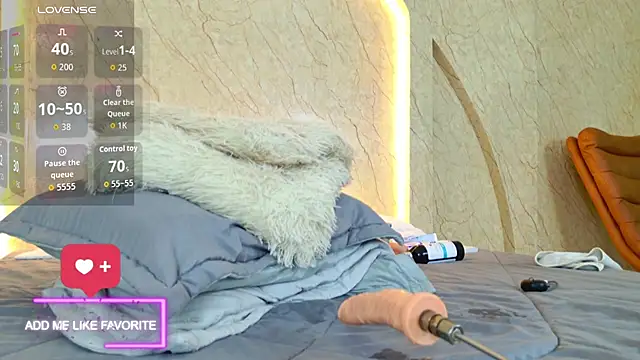 MeliissaAdamss online show from 04/17/26, 08:44