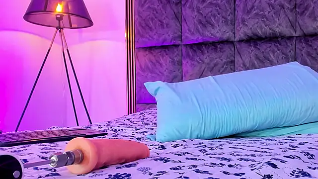 MeliissaAdamss online show from 10/29/25, 09:14