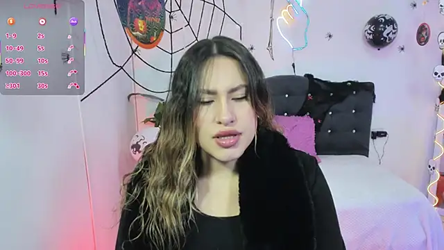 saaya tay online show from 10/29/25, 03:05