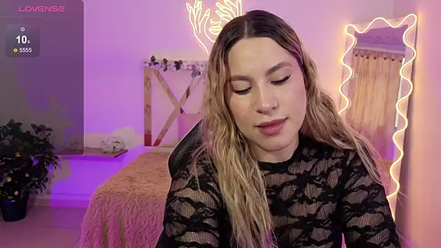 saaya tay online show from 04/11/26, 08:45