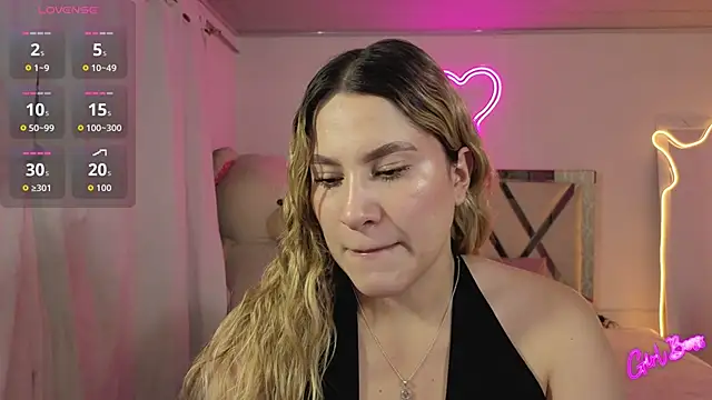 saaya tay online show from 04/11/26, 03:14