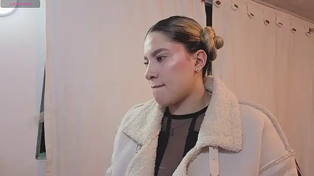 saaya tay online show from 03/20/26, 03:18