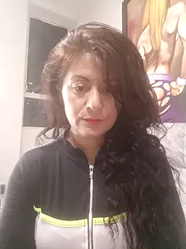 Snapshot of lunadicty chatting on 03/20/25, 11:02 lunadicty online show from 03/20/25, 11:02