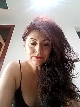 Snapshot of lunadicty chatting on 10/03/25, 11:50 lunadicty online show from 10/03/25, 11:50