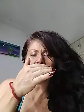 Snapshot of lunadicty chatting on 06/11/26, 11:13 lunadicty online show from 06/11/26, 11:13