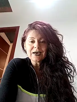 lunadicty online show from 11/22/25, 11:25