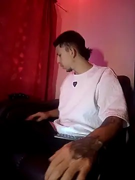 Chris  Jones online show from 10/02/25, 10:02