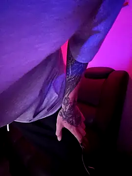 Chris  Jones online show from 10/16/25, 04:21