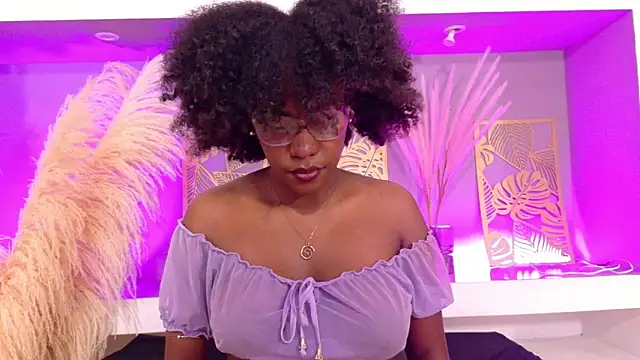 RachelStonne online show from 11/24/25, 02:06