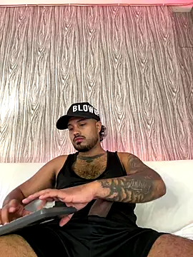 PapiStan online show from 12/14/25, 05:46