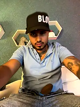 PapiStan online show from 10/05/25, 03:47