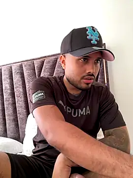 PapiStan online show from 09/28/25, 06:04