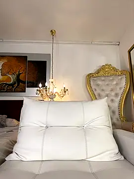 PapiStan online show from 10/18/25, 06:04