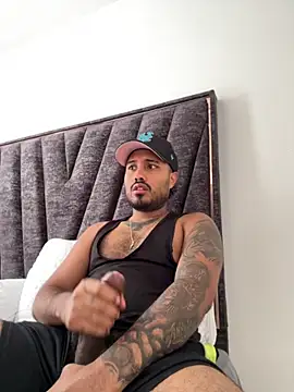 PapiStan online show from 10/15/25, 05:32