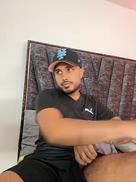 PapiStan online show from 10/29/25, 06:45