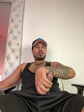 PapiStan online show from 11/22/25, 04:00