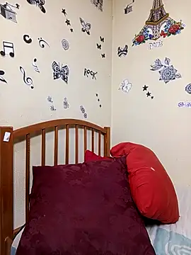 katrina perez online show from 10/19/25, 11:51