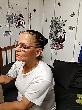 katrina perez online show from 02/24/26, 09:04