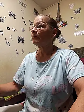 katrina perez online show from 11/27/25, 08:37