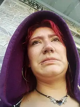 Cerecitaa02  online show from 12/01/25, 11:44