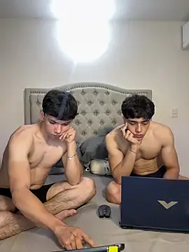 valentinoblush online show from 06/30/26, 08:53