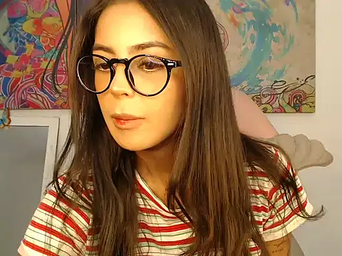 Snapshot of Sweetcandy18_Little chatting on 10/15/25, 09:56 Sweetcandy18 Little online show from 10/15/25, 09:56