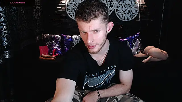 Snapshot of andrewxbi chatting on 10/07/25, 11:44 andrewxbi online show from 10/07/25, 11:44