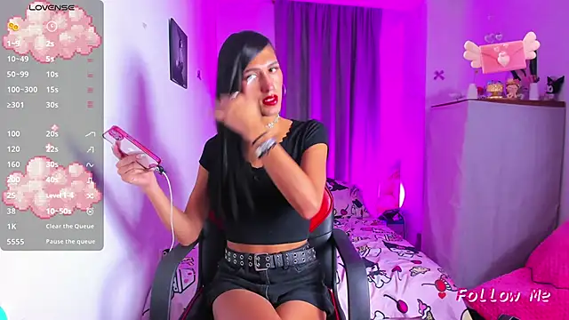 SkylerBennet online show from 11/07/25, 03:33