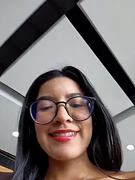 Pretty roxxyy online show from 09/14/25, 01:44