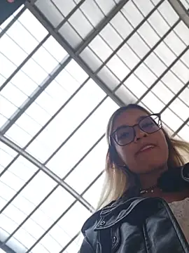 Pretty roxxyy online show from 03/20/26, 02:40