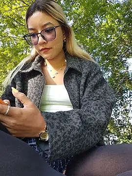 Pretty roxxyy online show from 02/28/26, 12:49