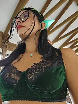 Pretty roxxyy online show from 11/08/25, 01:03