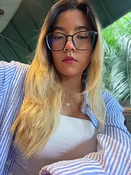 Pretty roxxyy online show from 07/03/26, 03:40