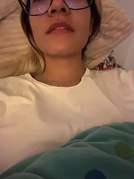 Pretty roxxyy online show from 06/07/26, 11:32