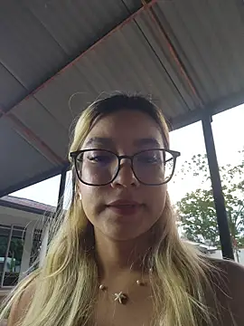 Pretty roxxyy online show from 03/21/26, 11:25