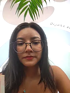 Pretty roxxyy online show from 09/26/25, 01:40
