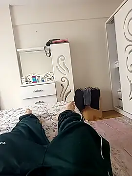 leona633 online show from 11/30/25, 12:06