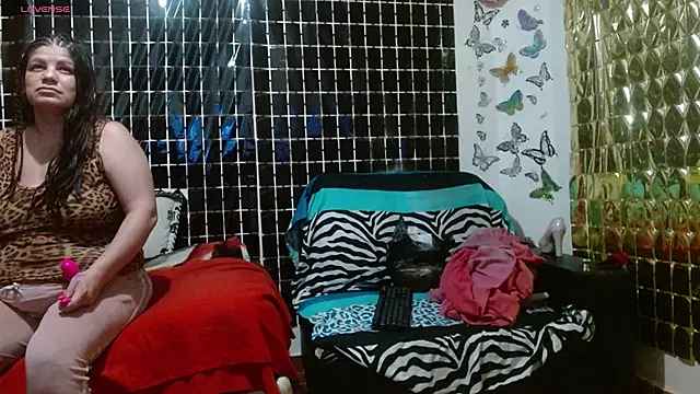 Alexandra-XXX online show from 04/14/26, 02:49