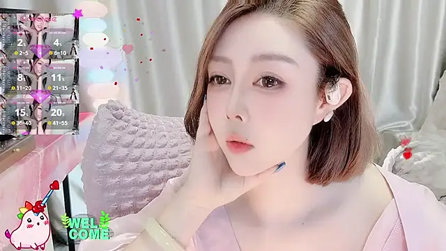 Snapshot of Meng-MM chatting on 10/15/25, 02:32 Meng-MM online show from 10/15/25, 02:32