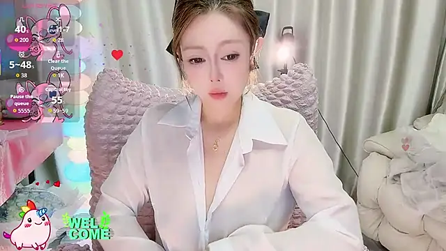 Snapshot of Meng-MM chatting on 10/30/25, 06:23 Meng-MM online show from 10/30/25, 06:23