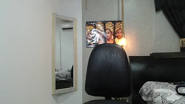 Snapshot of black_king_241 chatting on 10/06/25, 03:29 black king 241 online show from 10/06/25, 03:29