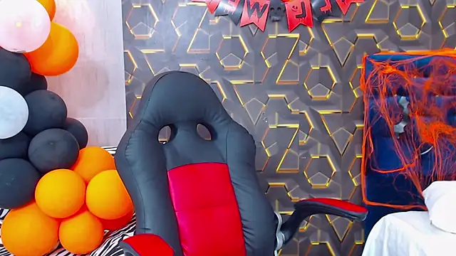 black king 241 online show from 10/29/25, 02:21