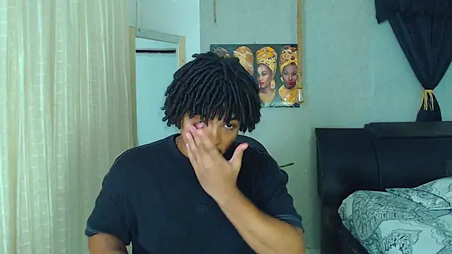 Snapshot of black_king_241 chatting on 09/15/25, 03:29 black king 241 online show from 09/15/25, 03:29