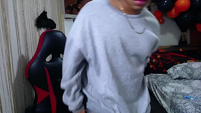 black king 241 online show from 10/27/25, 02:45