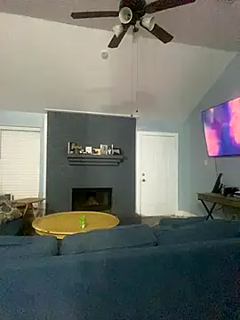 bankruptbabe online show from 12/02/25, 04:36